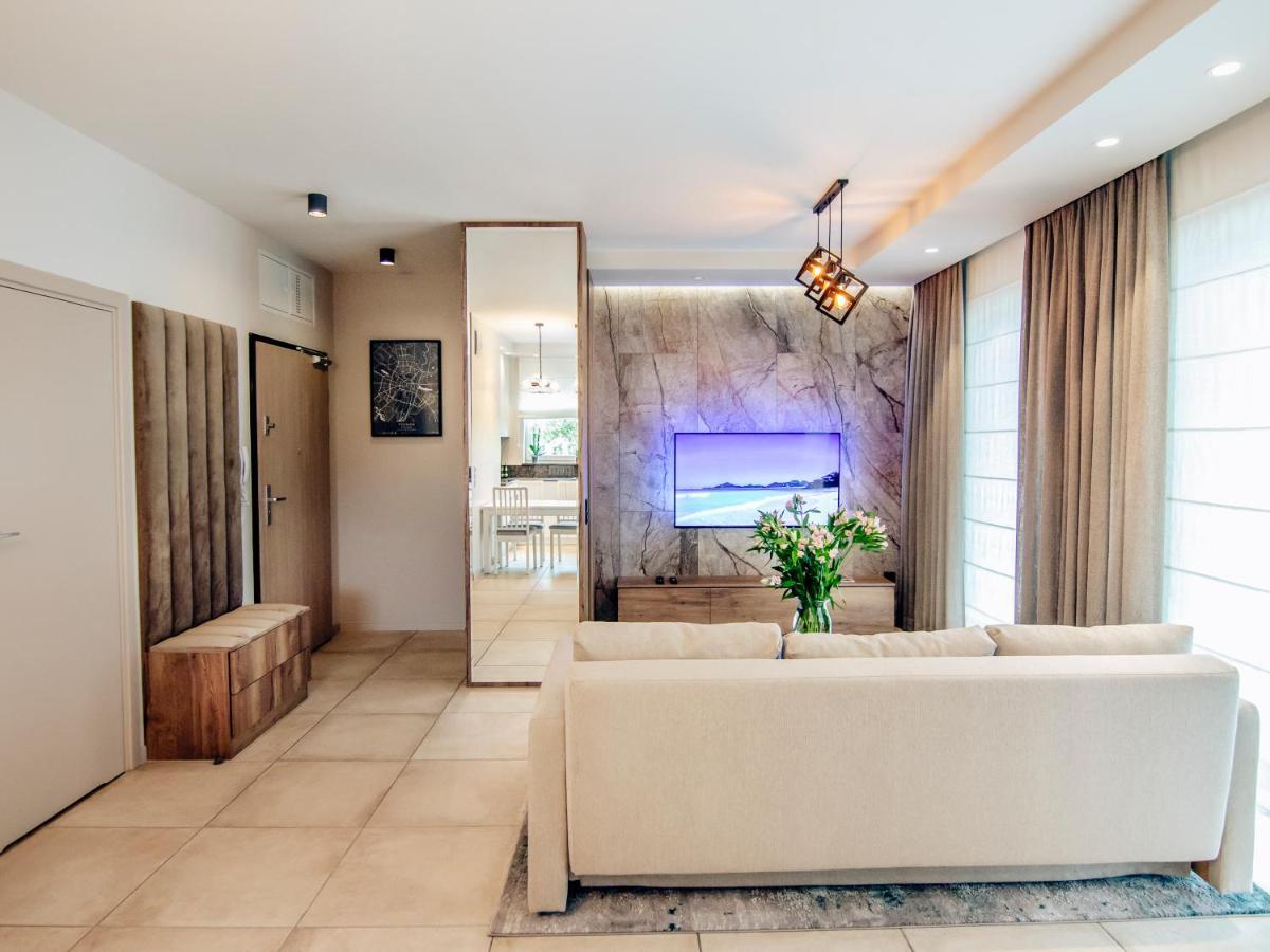 El Apartments - Orion بوزنان المظهر الخارجي الصورة